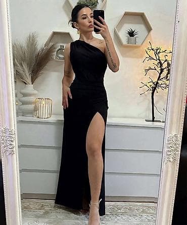 zero haljine: Elegantna duga haljina na jedno rame
S M L
2999 din — 2