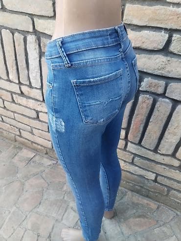 ugg cizmi: Fioretto farmerke – veličina S - Model: skinny/uz telo, srednji struk — 6