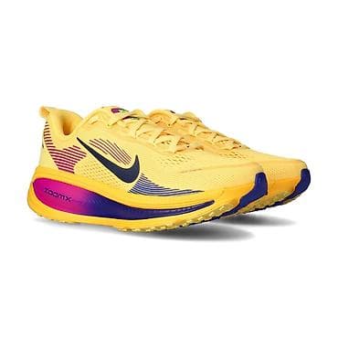 bele sandale ženske: NIKE Vomero 18 Running Shoes br.42,5 cm 27 NOVO HM6803 802 — 2