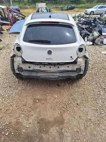 amortizeri citroen c4: ALFA MITO GEPEK VRATA SA STAKLOM | Alfa mito gepek vrata cena za — 1