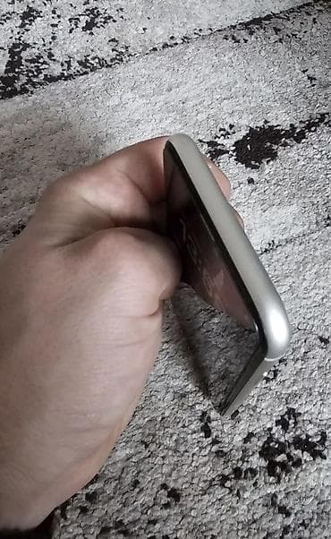 iphone cene: Apple iPhone iPhone 11, Bela — 2