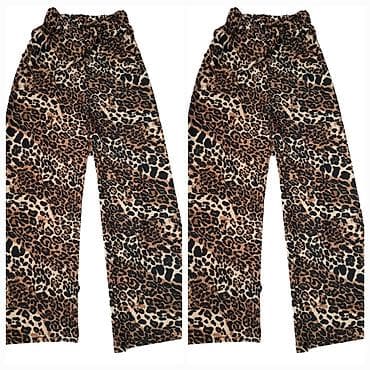 Pantalone su nove bez etikete Od rastegljivog, mekog materijala