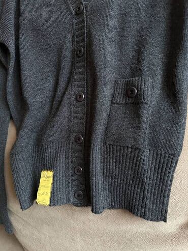 Košulje, bluze i tunike: L, Vuna — 13