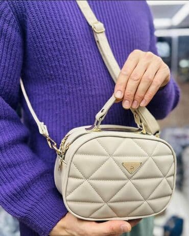 tommy hilfiger d: Cena 2500 din — 4