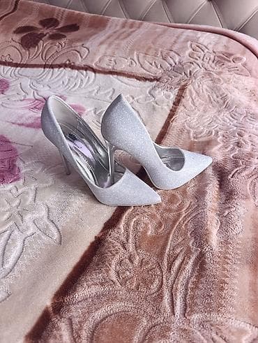 Oxfords: Sandals, 37 — 1