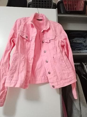 Sweatpants sets: Ženska teksas jakna u roze boji. - Klasičan kroj sa kragnom - — 1