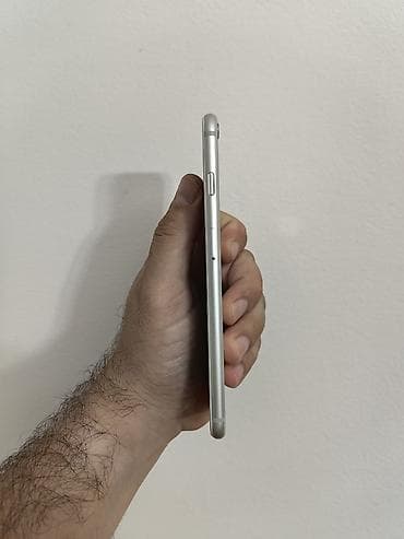 iphone 6s lalafo: Iphone 6s plus sa 64gb memorije, sim free icloud free. Dobro očuvan i — 2