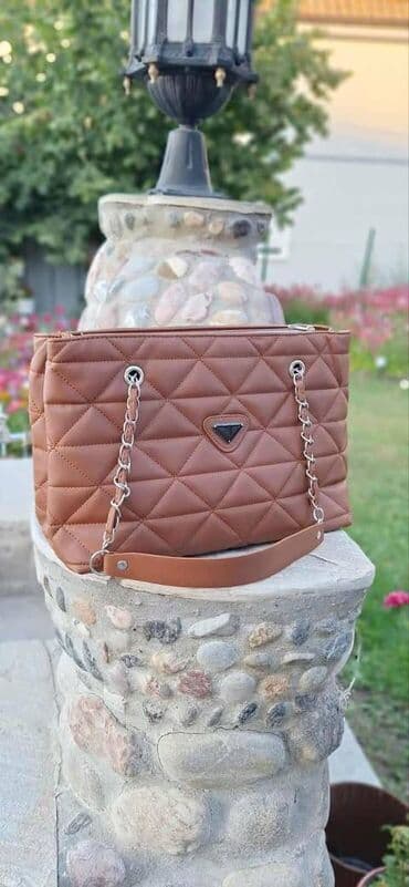 Personal Items: Torba — 2