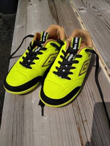 fratelli babb obuca: Umbro, Size - 31 — 8