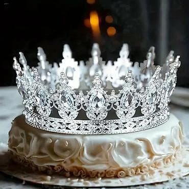 šnala za novac: Luksuzna kruna/tiara sa bogatim baroknim dizajnom - Materijal: legura — 7