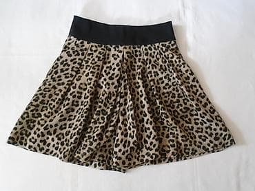 Animal print, Zara šorts. Naznačena je veličina XS a poluobim struka na lalafo.rs Animal print, Zara šorts. Naznačena je veličina XS a poluobim struka