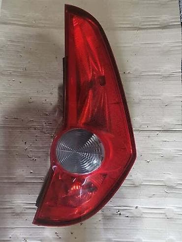STOP SVETLO DESNO ZA OPEL AGILA OD 2000. DO 2007. GOD. | Stop svetlo