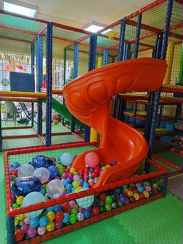 prodajem trimer: NA PRODAJU DEČIJA IGRAONICA – LAVIRINT (malo korišćena) Prodaje se — 10