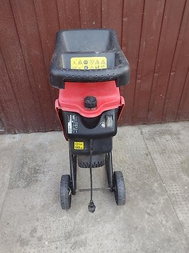 Merni alati i instrumenti: Sečka za grane 2400 W - model MATRIX GS 2400-40 Snaga 2400 W max — 2