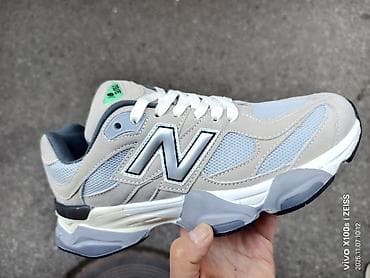 New balance
A KLASA
Cena 4000din
Brojevi od 36 do 46 — 1