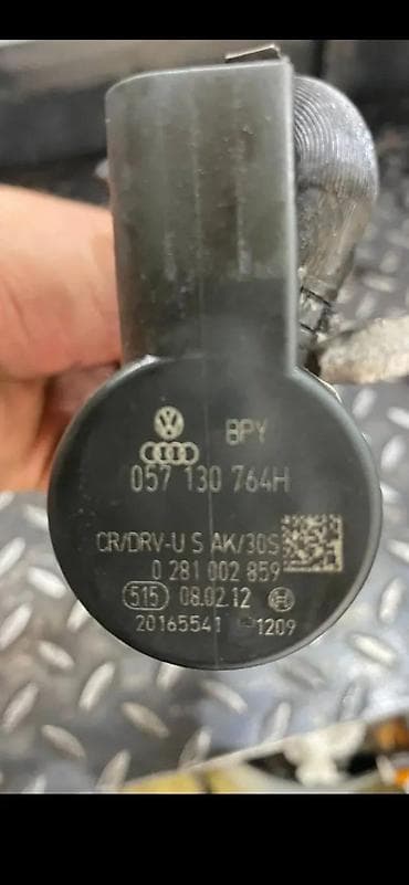 AUDI VW SENZOR PRITISKA GORIVA NA REJLU H | Audi a1 a3 a4 a5 a6 a7 — 2