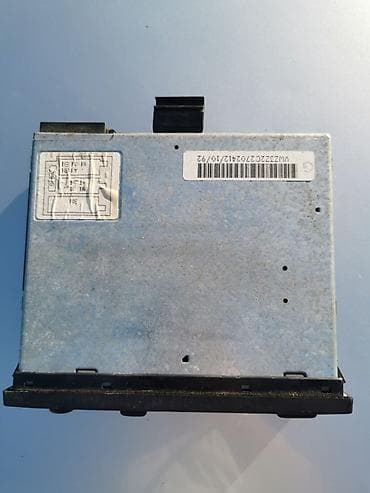 radio kasetofon kupujemprodajem: Volkswagen Beta auto radio kasetofon - Originalni VW kasetni radio — 3