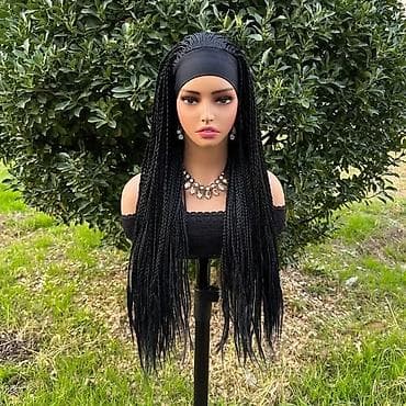 Lace Front perika
Dužina 96cm
Cena:4900din
