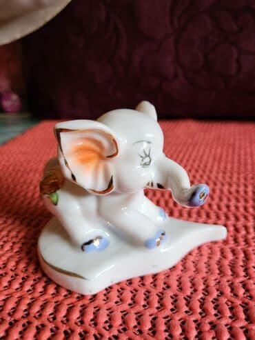 Figurice i makete: Porcelanska nova figura,vintaz slonce. Figura mereni najistureniji — 1