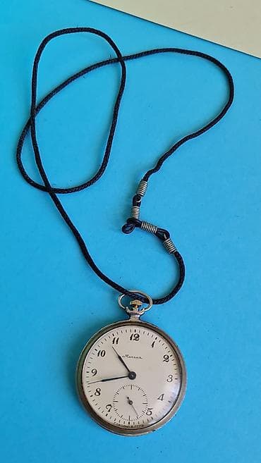 Džepni sat Molnija (Молния), mehanički, ručno navijanje. - Poreklo na lalafo.rs Džepni sat Molnija (Молния), mehanički, ručno navijanje. - Poreklo