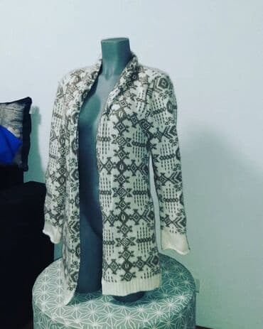 Kape i aksesoari: S (EU 36), M, L, Vuna, Geometrijski — 1