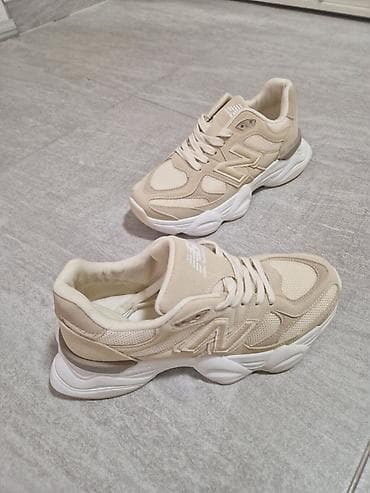 Trainers: Patike New Balance, bež boje, veličina 40. - Model sa masivnijim — 2