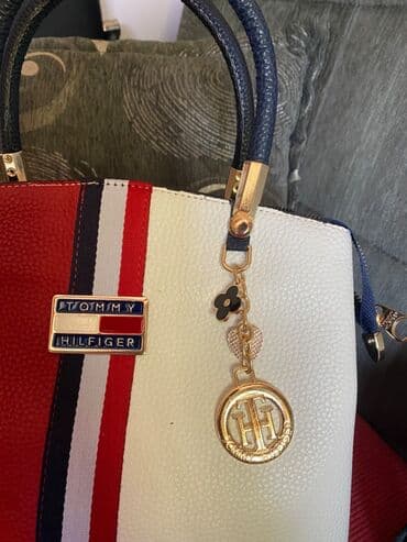 tommy hilfiger dzemperi: Tommy hilfiger torba i novcanik 4000 set Posebno torba 3000 din a — 3