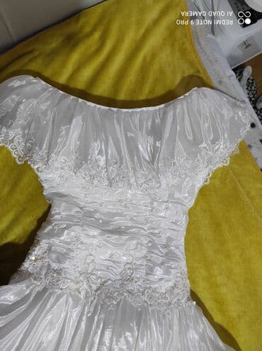 Personal Items: Vencanica velicina M — 24