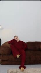 Sweatpants: 3700 dinara komplet Duzina nogavica od 115 do 120 cm Boje sve sa slika — 8