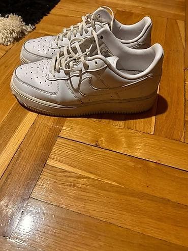 crveno roze patike: Na prodaju ženske patike Nike air Force, patike su očuvane — 5