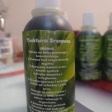 Tinktura Sremuša Biljna tinktura od sremuša (divlji beli luk) u