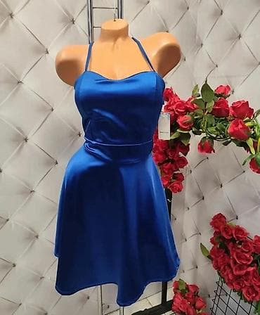 Haljine: Satenska mini haljina na tanke bretele - Model: kratka A-kroja sa — 8