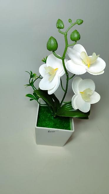 Kućni dekor: Dekorativna veštačka orhideja u saksiji - Realistična bela orhideja — 2