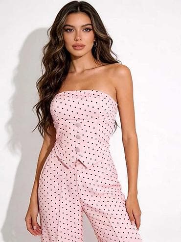 Skafanderi: ✅Ženski top bez bretela sa tufnama
2000 din — 1