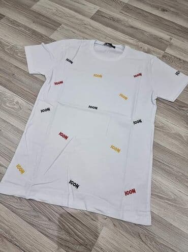 sweatshirt h m: 1800 dinara 
Pamuk
M L XL XXL 3XL — 6