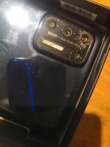 tablet sa sim karticom: Motorola g9 plus

dobar telefon 4/128, sve je ispravno — 3