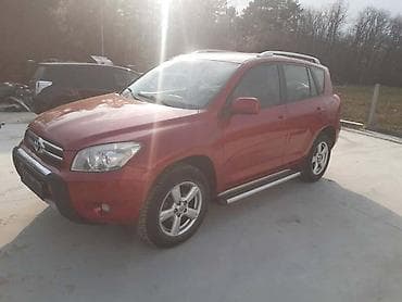 TOYOTA RAV 4 2007. GOD. - KOMPLETAN AUTO U DELOVIMA |