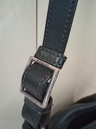 suknje od brusene koze: Manual kožna torba

u dobrom stanju. jedino glavni raiferslus ne radi — 4