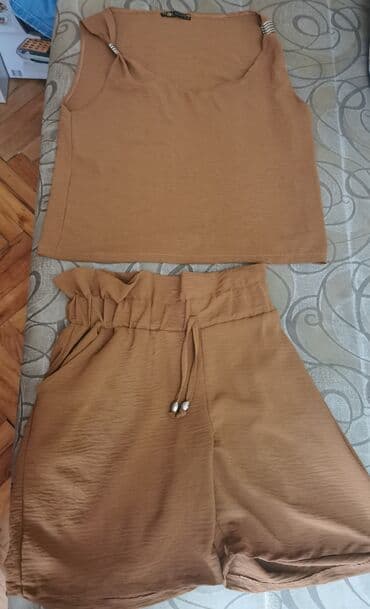 mona kompleti sa pantalonama: Braon komplet. L VEL. TURSKA 
Fixna je cena — 2
