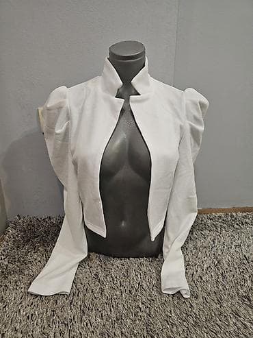 Novo!!! Beli ženski bolero/sako - Model: kratki otvoreni bolero bez
