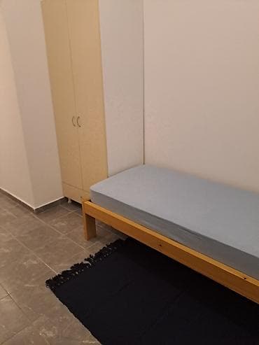 nekretnine u beogradu: Zemun, naselje Nova Galenika, izdajem sobu za zaposlenu osobu Zemun — 4