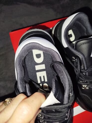 zara parfem beli: Patike, Diesel, veličina - 38.5 — 5