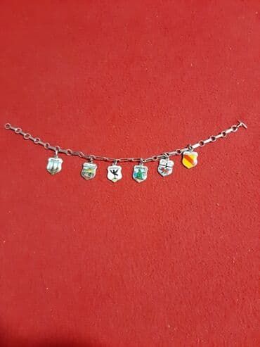Venčanice i aksesoari: Narukvica stara srebrna 835 finoce sa srebrnim privescima na gradove — 3