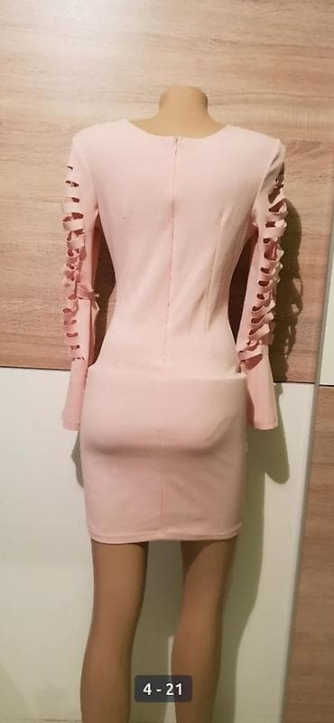 moda 2023 haljine: Haljina roza boja sa rasecenim rukavima i elastinom. Kao nova. S,M — 3