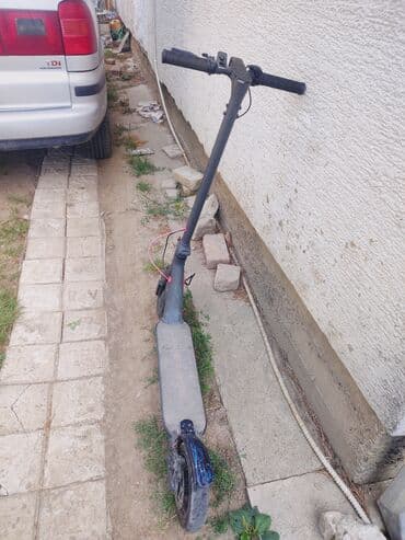 Musical Instruments: Električni trotinet – gradski model sa pneumaticima i disk kočnicom — 6