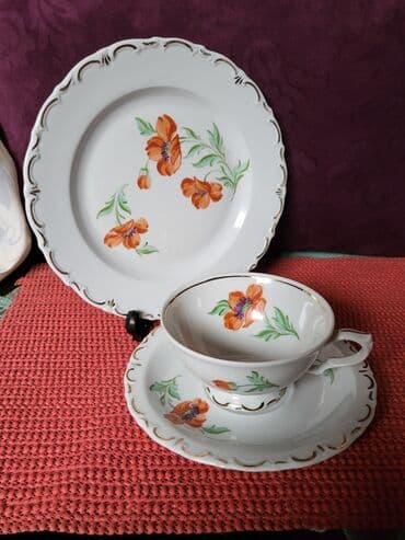 porcelanske solje za caj: Porcelanski nemacki set nemacki,rucna obrada,oslikavanje 70te. Set — 2