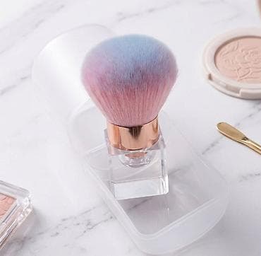 gg torbica: Kabuki četka za puder/bronzer sa zaštitnom kutijicom - Gusta — 1