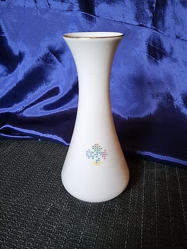 Numizmatika i filatelija: Vaza KPM porcelan iz 60,70ih.godina. Nemacka vaza bez ostecenja,par — 6