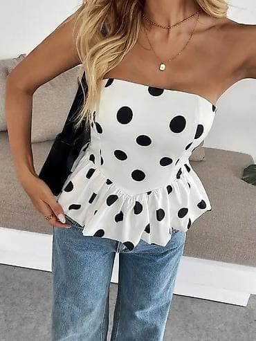 Topovi: 🔥Ženski top bez bretela sa peplum krojem i tufnicama
✅1600 din 
S M L — 2