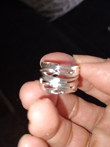 Kaiševi: Dva podesiva prstena,komad 600 din,oba za 1000 — 3